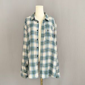 American Eagle Outfitters Laidback & Effortless Blue and Cream Plaid Shirt
